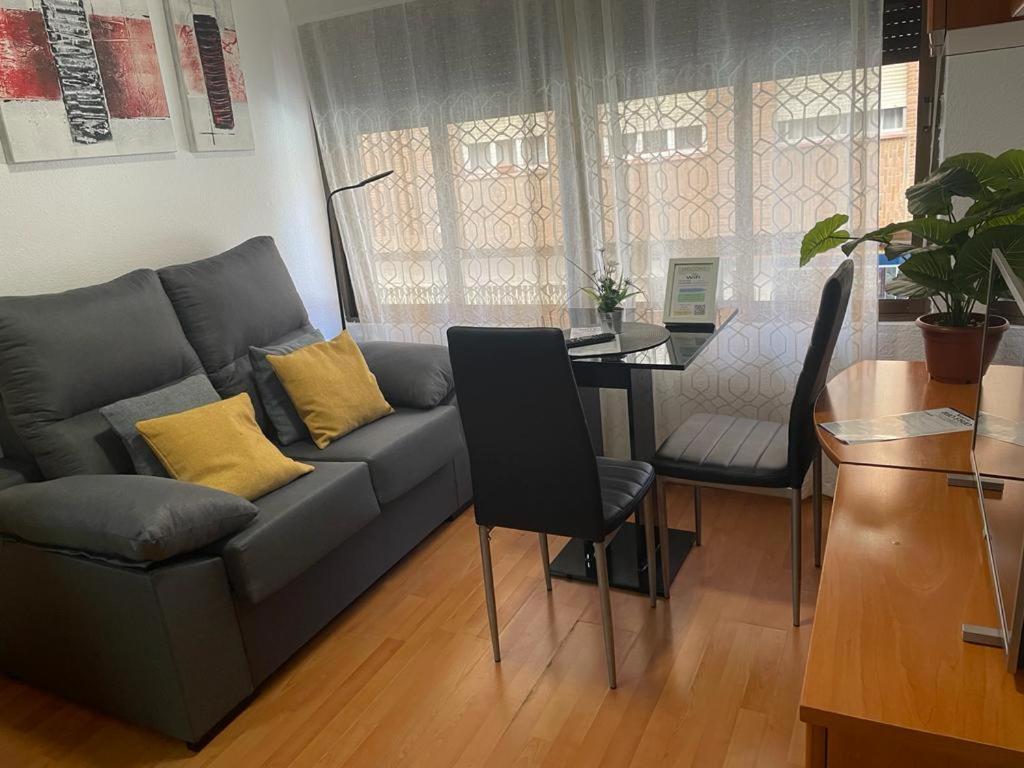 Апартаменти Apartamento De 1 Dormitorio En Buena Ubicacion Альбасете Екстер'єр фото